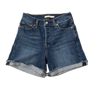 Levi’s ~ Wedgie denim shorts ~ button fly ~ high waist ~ size 25